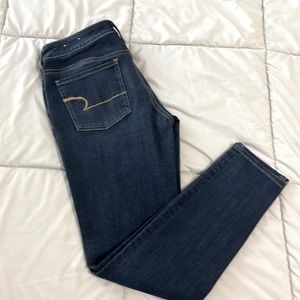 NWOT - American Eagle - Super Super Stretch X4 - Low Rise Jeggings - 10